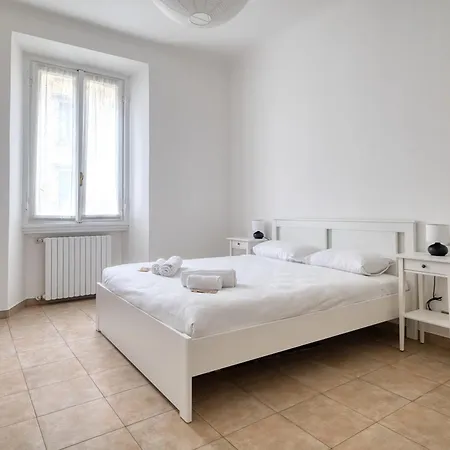 The Lightflat-bonghi Appartement *